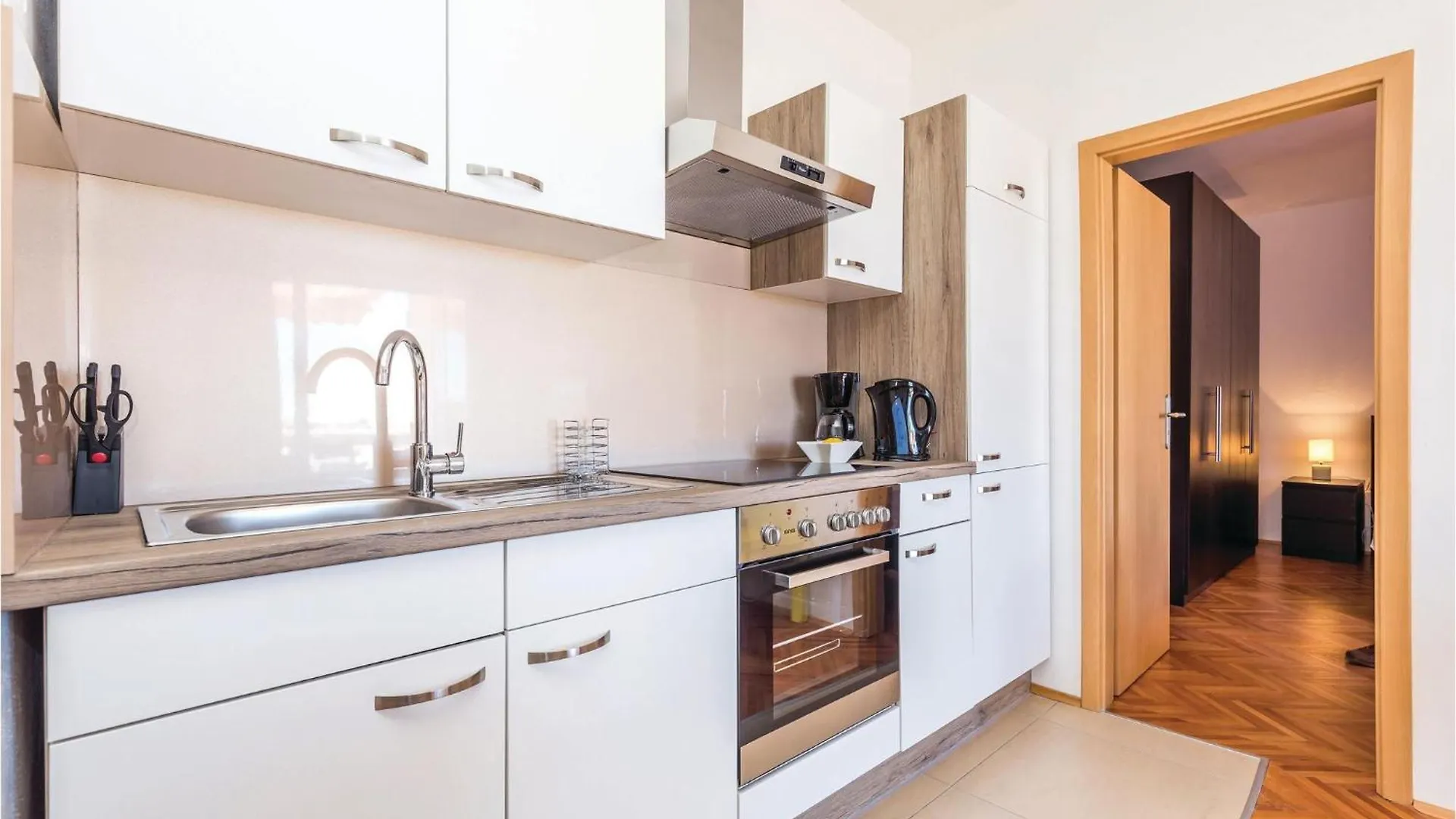 1 Bedroom Amazing Apartment In Banjol